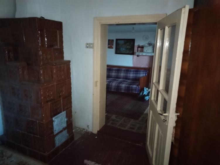 Casă cu 3 camere în Central