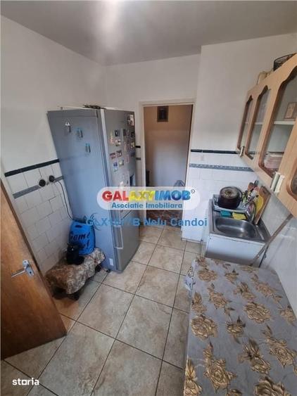 Vanzare Apartament 3 Camere Rahova Antiaeriana - 1