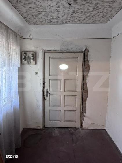Casă cu 5 camere cu Teren 2234 Mp în Dumbrăvești