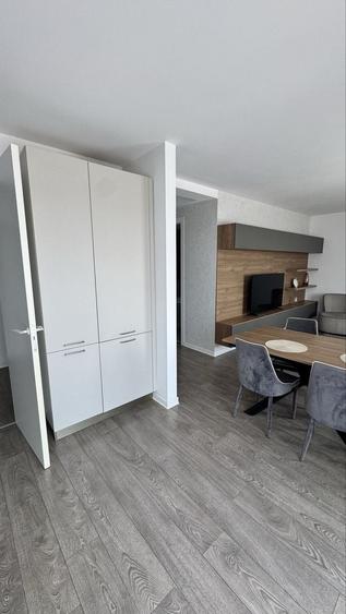 Apartament cu 2 camere semidecomandat în Pipera