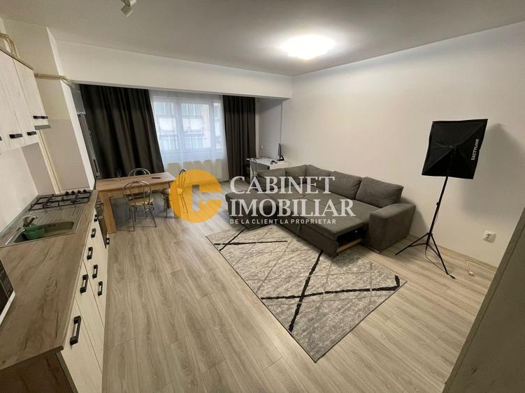 Garsonieră decomandată, mobilată în Oancea
