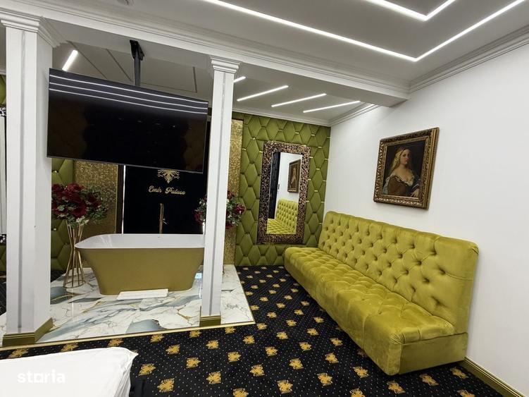 Spațiu comercial, de 1,000 mp, în Central