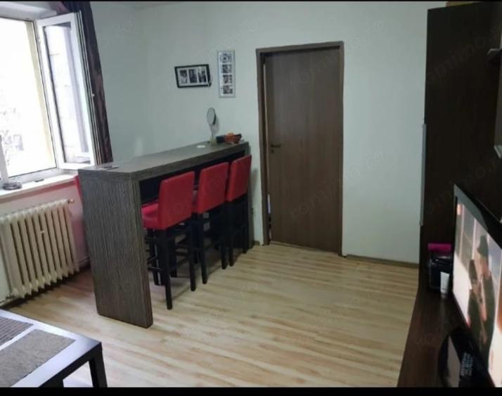 Apartament cu 2 camere nedecomandat în Central