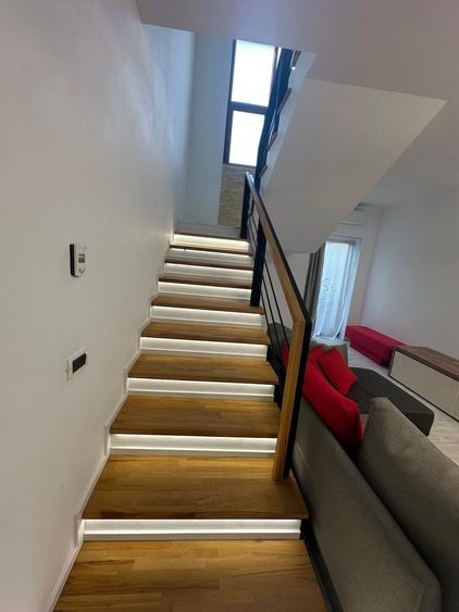 Duplex cu 4 camere cu Canalizare în Exterior Nord