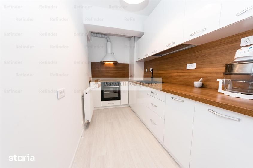 Apartament cu 2 camere semidecomandat în Tei