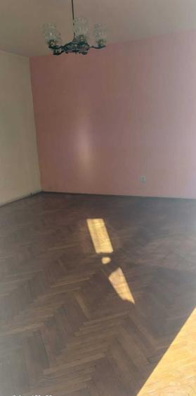 Apartament cu 3 camere decomandat în Dosu Bricii