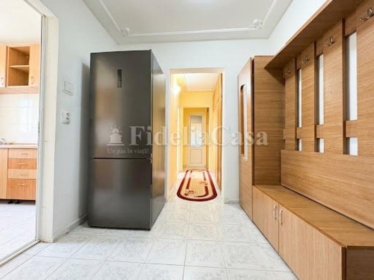 Apartament cu 3 camere decomandat în Târgu Cucu