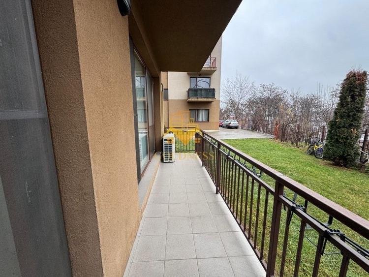 Apartament cu 2 camere semidecomandat, mobilat în Iris