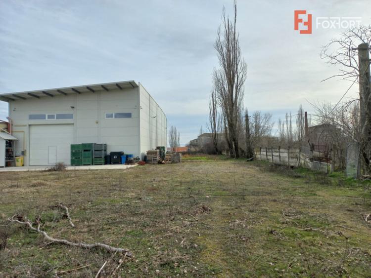 Spațiu comercial, de 572 mp, în Sud