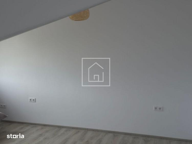 Casă cu 4 camere în Cristian