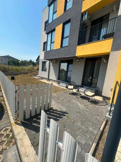 Apartament cu 2 camere decomandat în Rediu