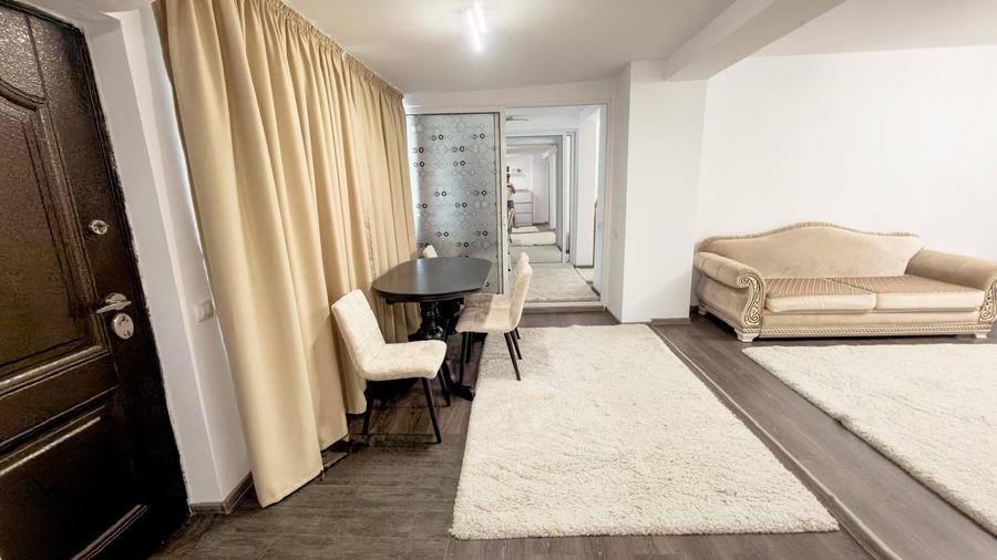 Apartament cu 70 camere semidecomandat în Țiglina 3