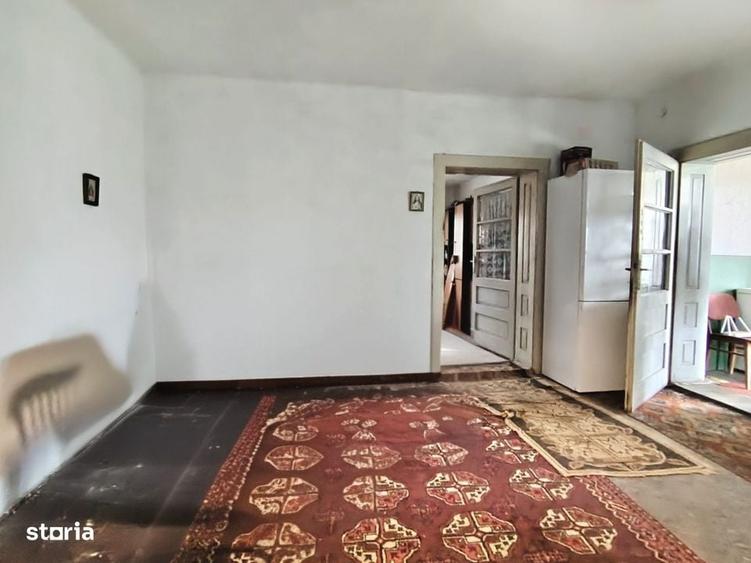 Casă cu 3 camere cu Teren 2571 Mp în Bonț