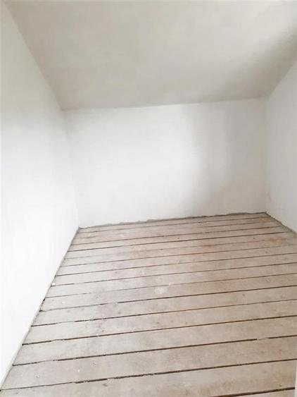 Casă cu 5 camere cu Teren 900 Mp în Tileagd