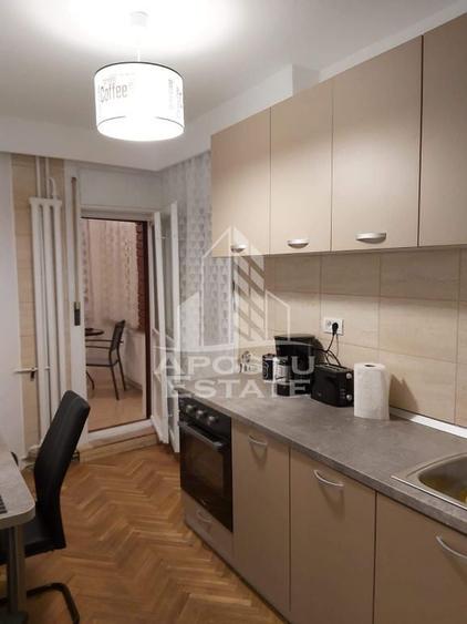 Apartament cu 3 camere decomandat în Take Ionescu