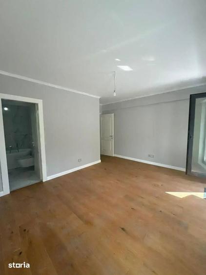Apartament cu 4 camere în Centrul Civic