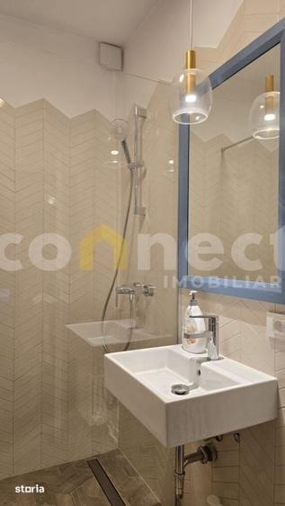 Apartament cu 4 camere în Central
