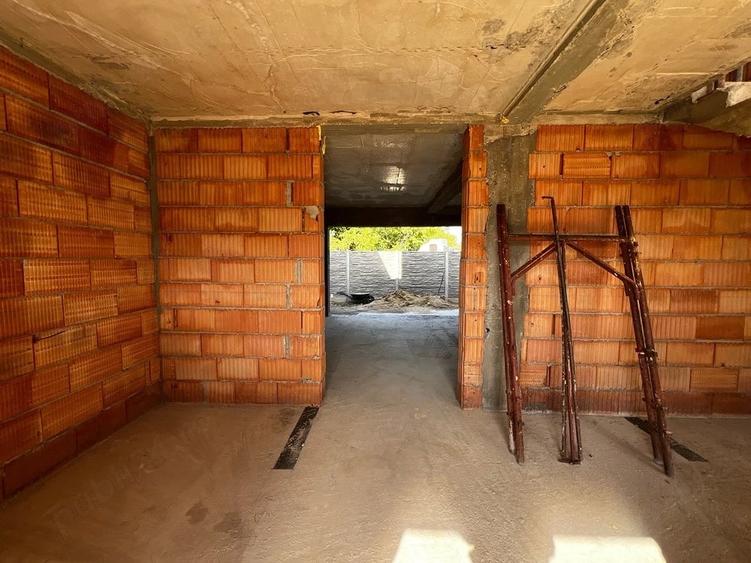 Casă cu Teren 180 Mp în Gai