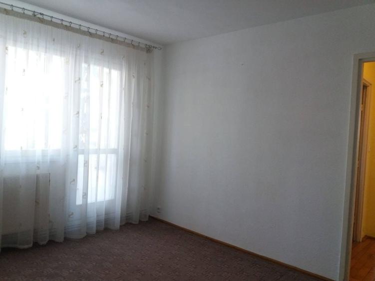 Apartament cu 2 camere semidecomandat în Astra