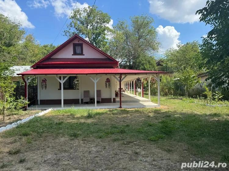 Casă cu Teren 661 Mp în Central