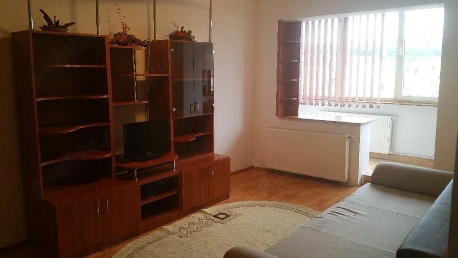 Apartament cu 2 camere decomandat în Tudor