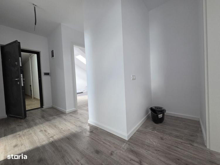 3 camere Cristalului mansarda 2 bai mutare imediata RATE DEZVOLTATOR - 10