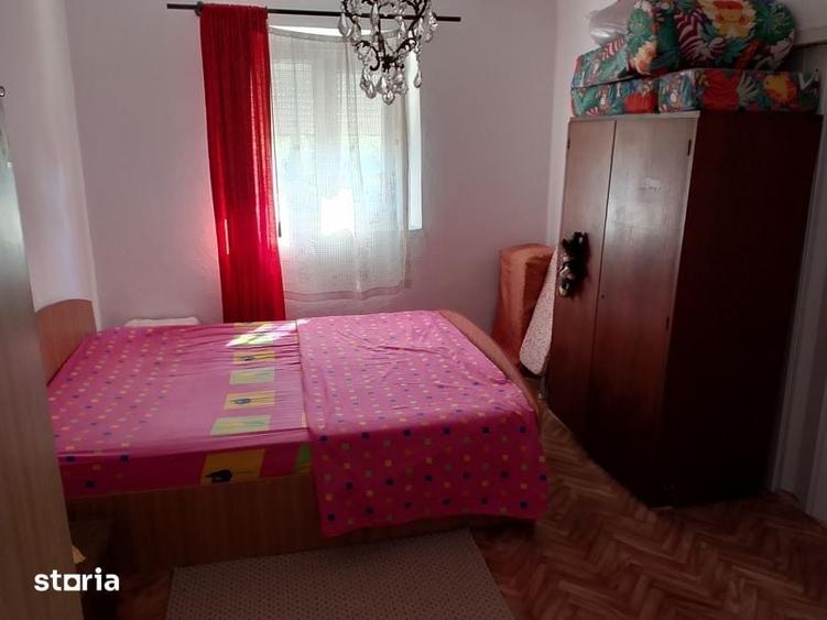 Casă cu 4 camere cu Teren 160 Mp în Vrancea