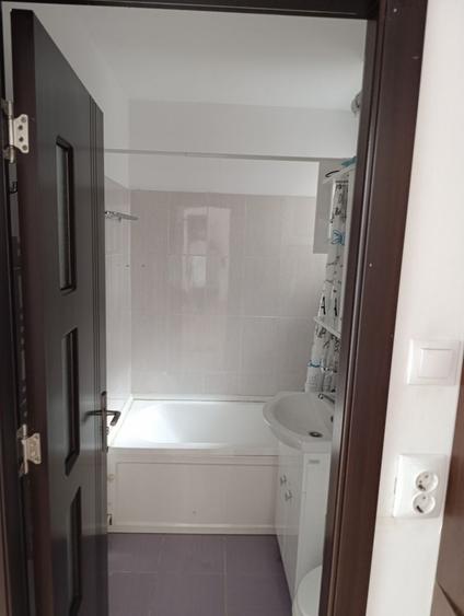 Apartament cu 2 camere semidecomandat în Alecu Russo