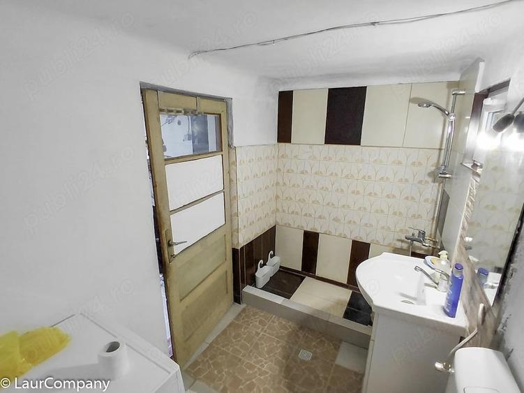 Casă cu 3 camere cu Teren 815 Mp în Vrănești