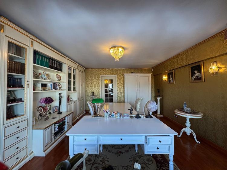Apartament cu 3 camere decomandat, mobilat în Unirii — fotografia 1