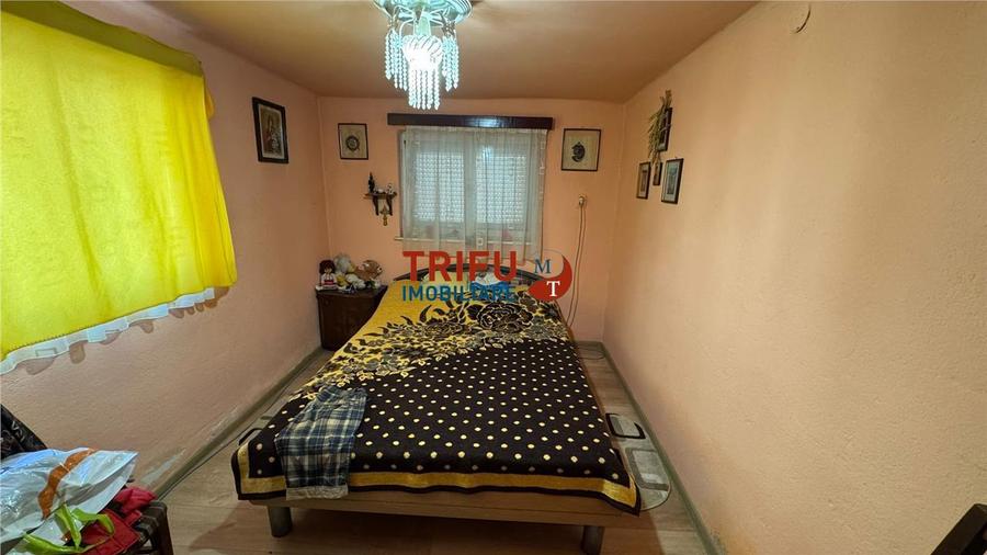 Casă individuală cu 4 camere cu Canalizare în Cricău