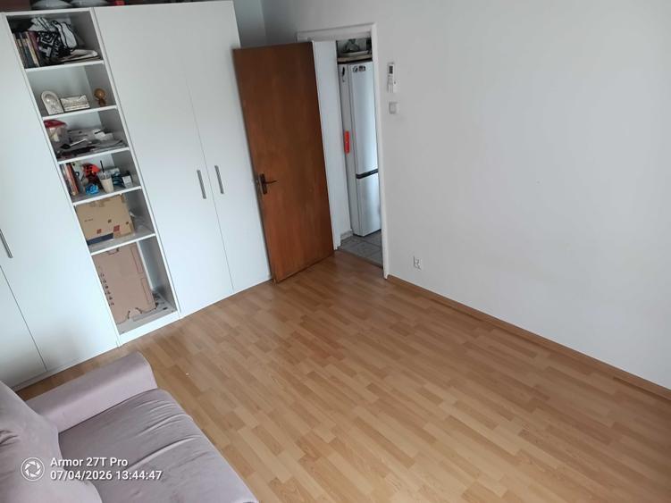 Apartament cu 2 camere decomandat în Berceni