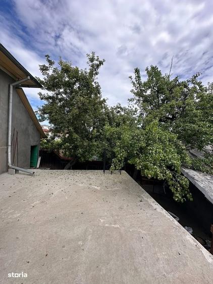 Casă cu 3 camere în Central