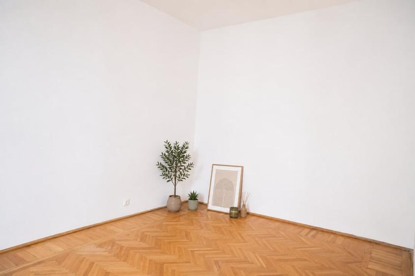 Apartament cu 2 camere semidecomandat în Titan