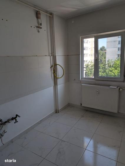 Apartament cu 2 camere semidecomandat în Republicii