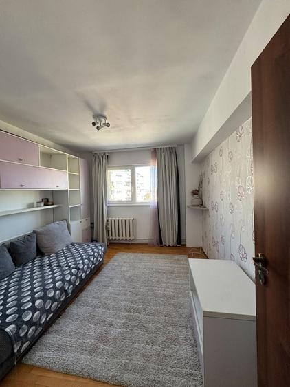 Apartament cu 2 camere decomandat în Mărăști
