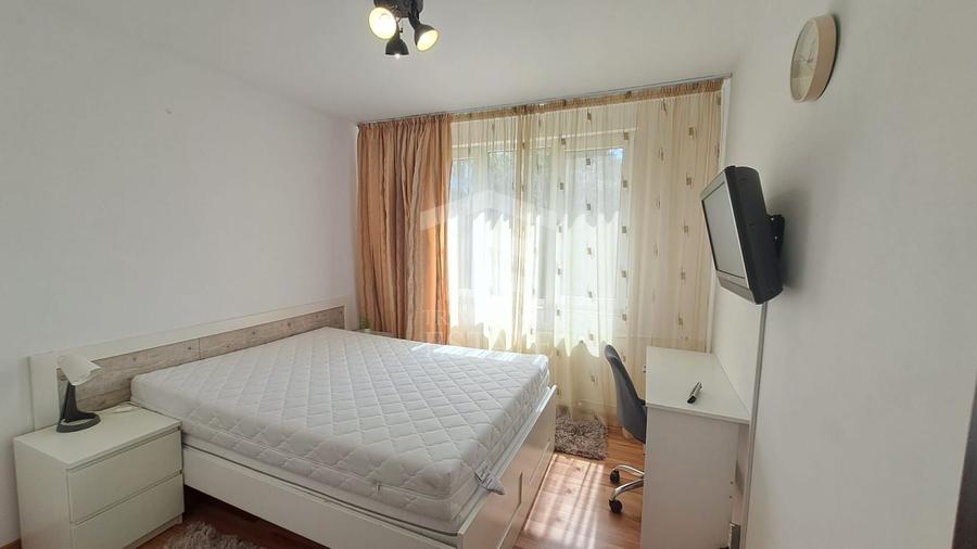 Apartament cu 2 camere semidecomandat, mobilat în Politehnica