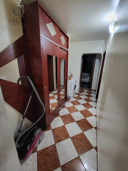 Apartament cu 3 camere decomandat, mobilat în Rahova