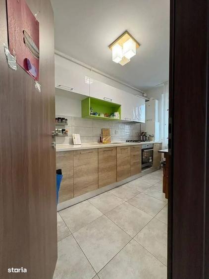 Apartament cu 3 camere decomandat în Fundeni