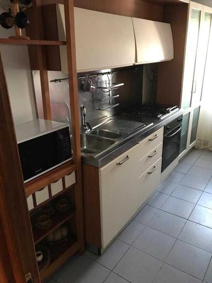 Apartament cu 3 camere decomandat în Ultracentral
