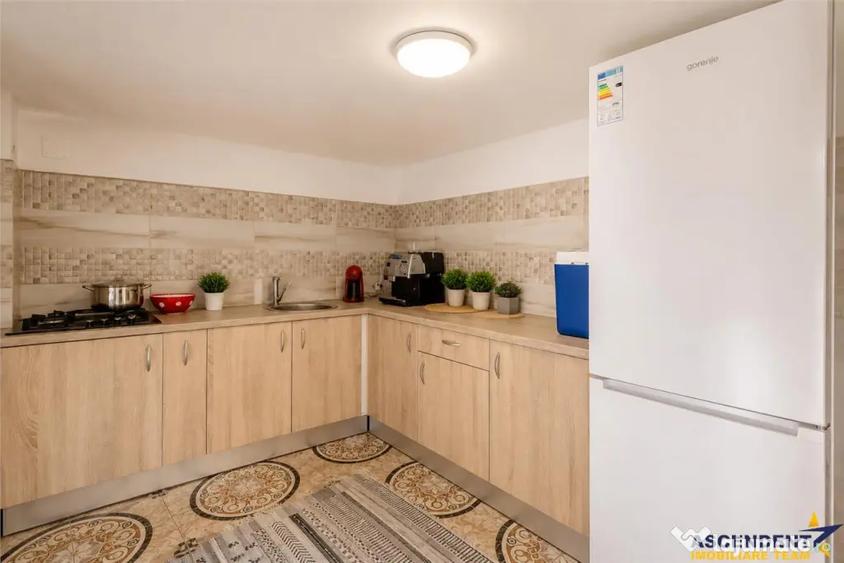 Casă cu 4 camere cu Teren 919 Mp în Sânpetru