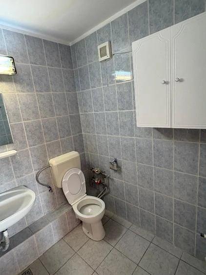 Apartament de inchiriat prima inchiriere, bloc proaspat reabilitat, luminos, v - 4