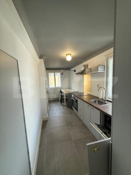 Apartament cu 3 camere decomandat, mobilat în Andrei Mureșanu