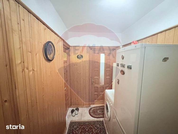 Apartament cu 2 camere nedecomandat în Cornișa