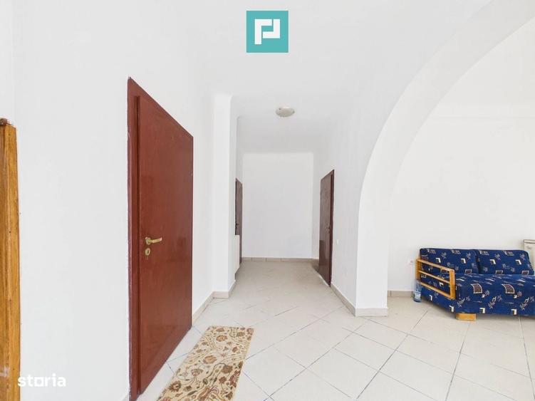 Casă cu 4 camere decomandat în Rontău