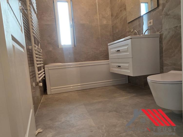 Penthouse cu 3 camere decomandat în Giroc