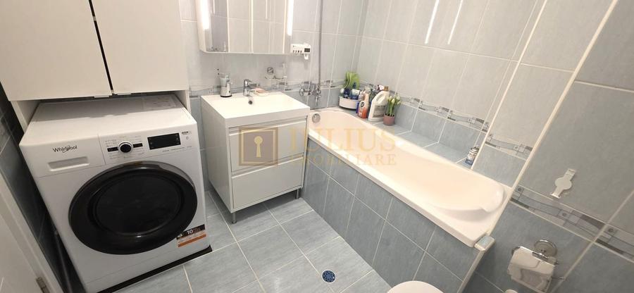 Apartament cu 3 camere decomandat, mobilat în Torontalului