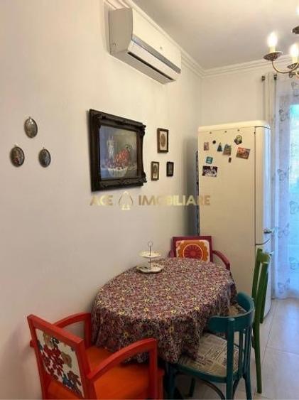 Apartament cu 4 camere decomandat, mobilat în Băneasa