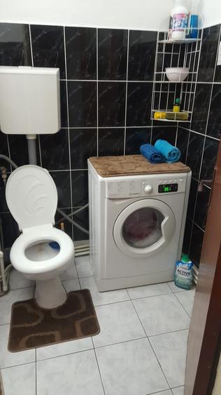 Apartament cu 2 camere decomandat în Ostroveni