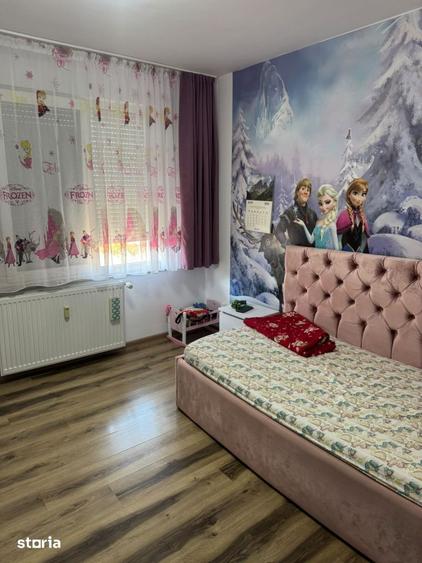Apartament cu 3 camere decomandat în Iosia